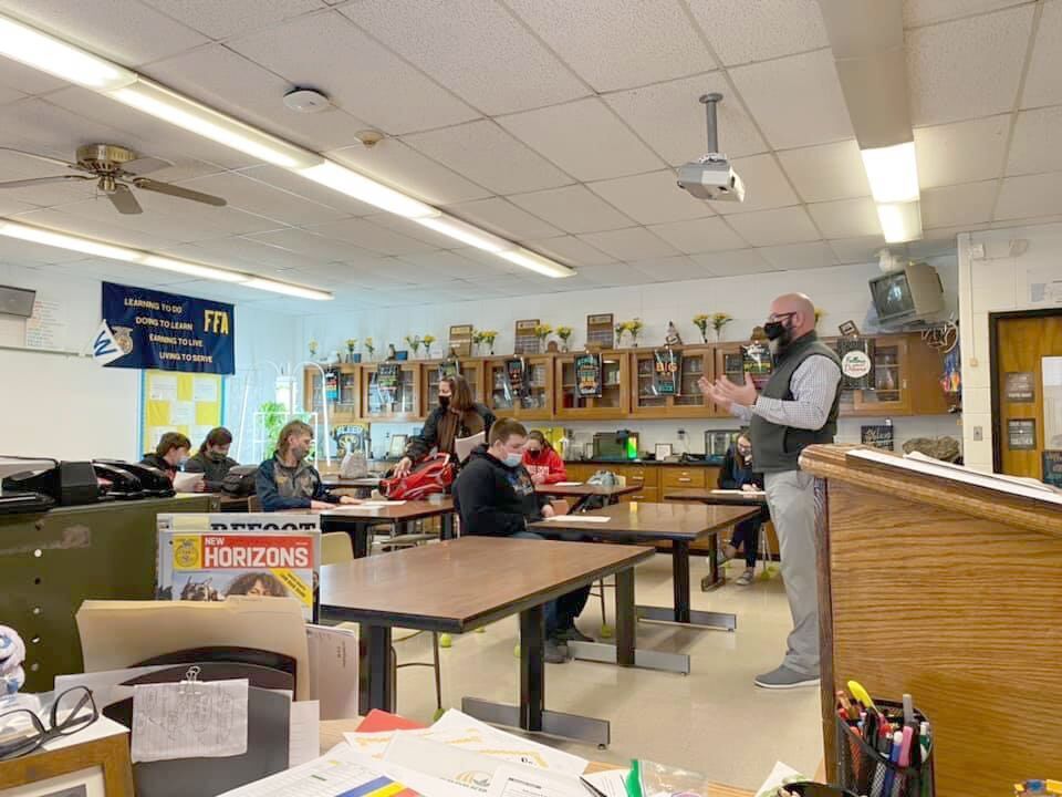 Insurance Agent Speaks with Ag Business Class